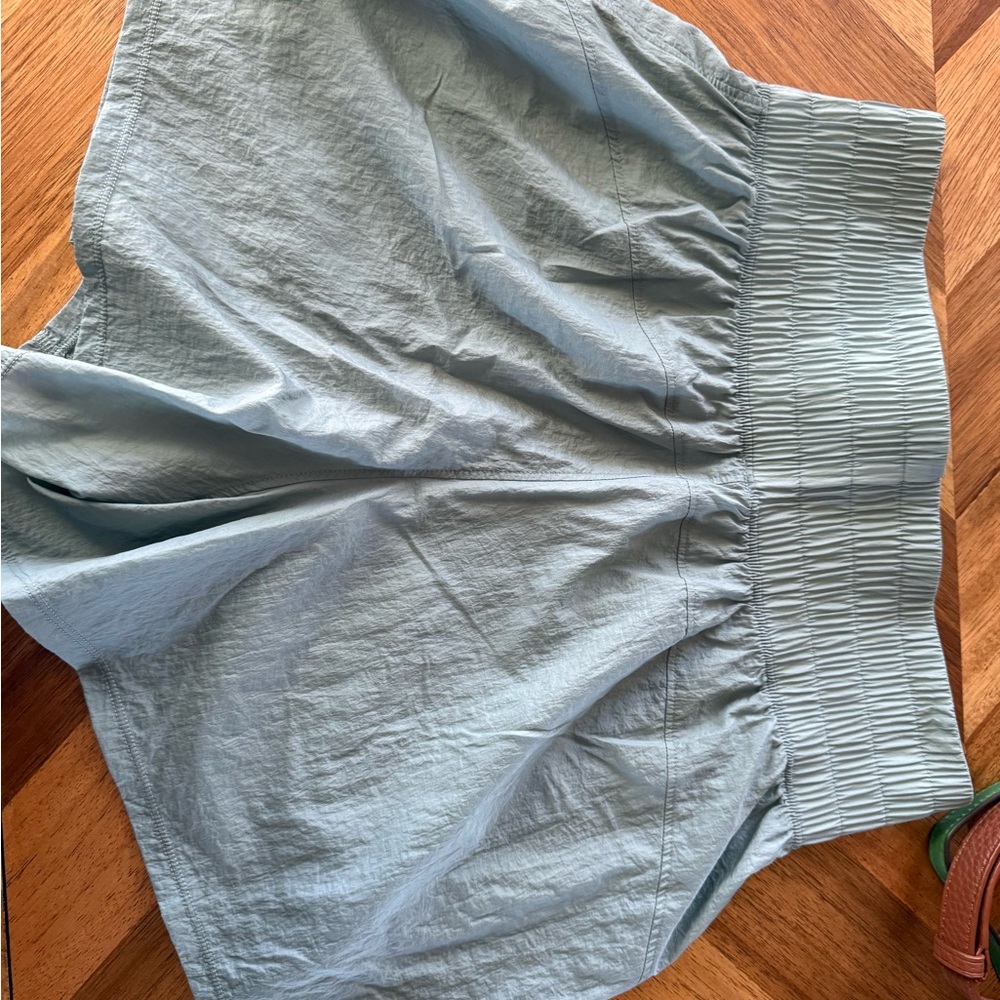 Lululemon Sage Green Athletic Shorts Lightweight - Picture 2 of 3
